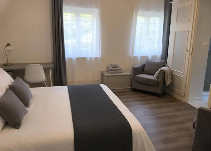 Grande suite de 45 m2 à deux pas de la mer - Petit-déjeuner inclus